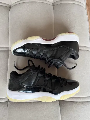 Jordan 11