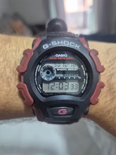 Relógio CASIO G-SHOCK DW-004 200 METROS - FUNCIONANDO PERFEITAMENTE