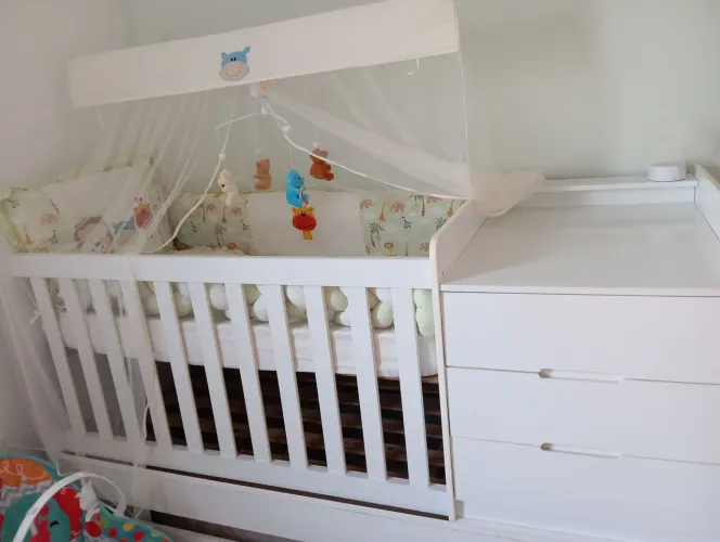 Berço infantil multifuncional