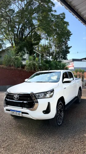 Toyota Hilux CD 4X4 2.8 Diesel Mec. 2023