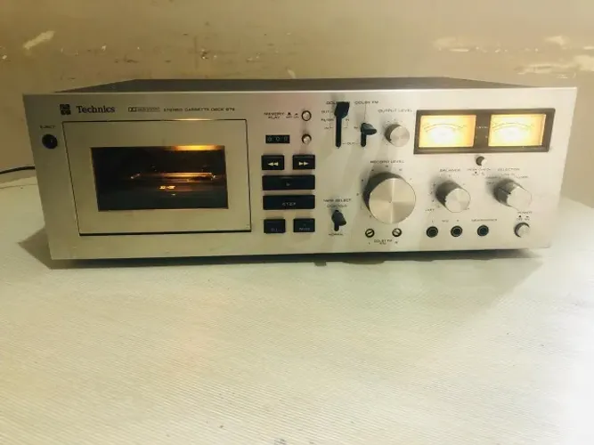 Technics RS-676US - toca-fitas cassete estéreo vintage