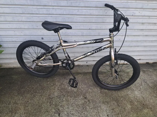 Bicicleta cross aro 20