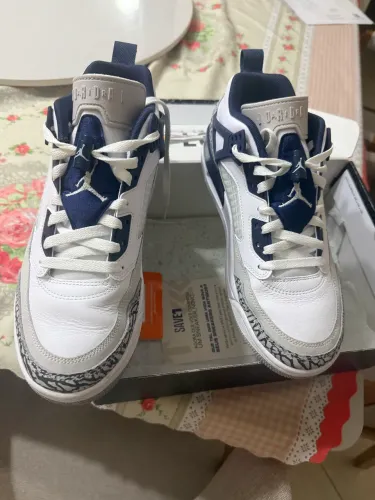 Air Jordan Spizike Low - Branco/Azul - Pouquíssimo Uso