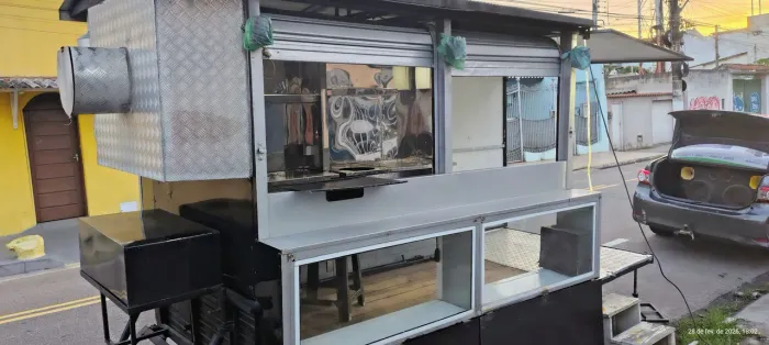 Treller para lanche e churrasquinho