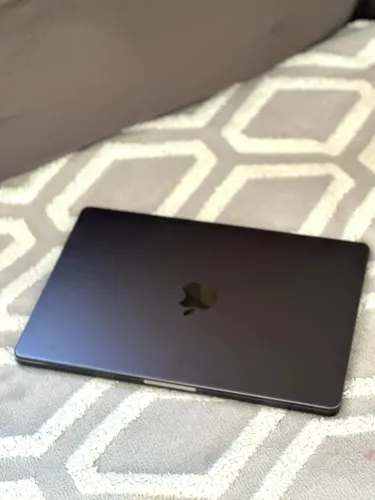 MacBook Pro M4 Pro 14? 24gb RAM 512gb SSD