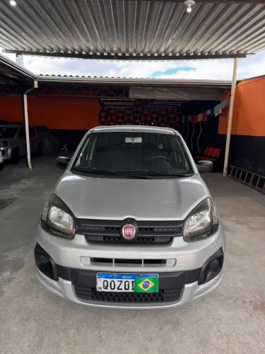 Fiat Uno Attractive 1.0 EVO Fire Flex 8V 5P 2019