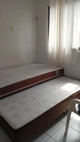 Cama + cama auxiliar 