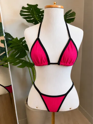 Biquini Modelo Sol pink