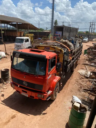 Caminhão Munck Mercedez