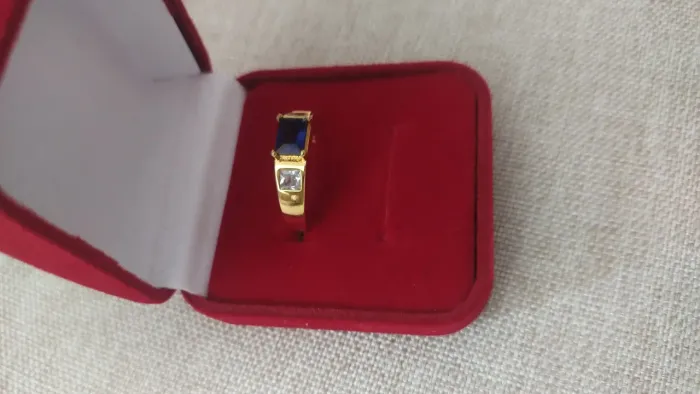 ANEL DE FORMATURA/MINAS DE OURO SEMI JÓIAS