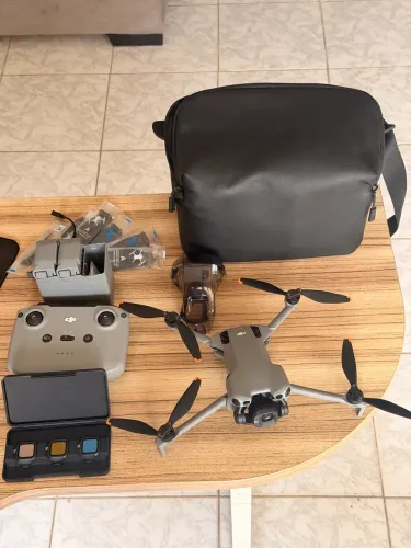 DJI Mini 5 Pro Fly More Combo com Cartão SD