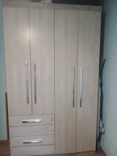 Guarda roupa solteiro