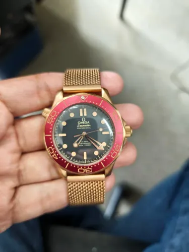 Relógio Omega Seamaster Diver 300 Bronze Gold