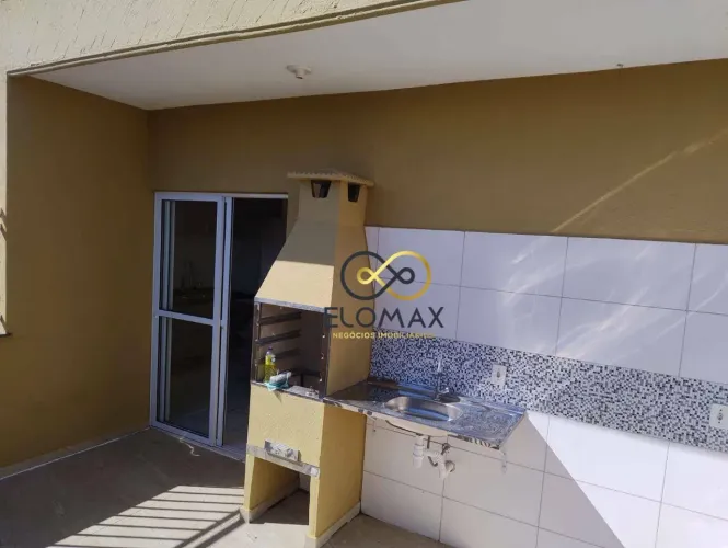 Cobertura com 2 dormitórios à venda, 82 m² por R$ 360.000,00 - Cidade Nova Bonsucesso - Gu