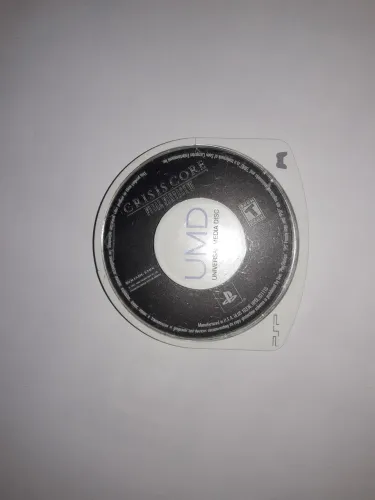 Final fantasy 7 crysis core psp