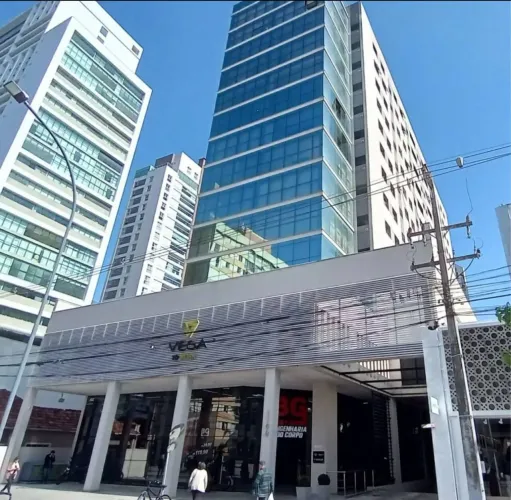 Sala Comercial, 44 m2 util + vaga - edificio novo - Agua Verde