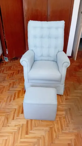 Poltrona de amamentação
