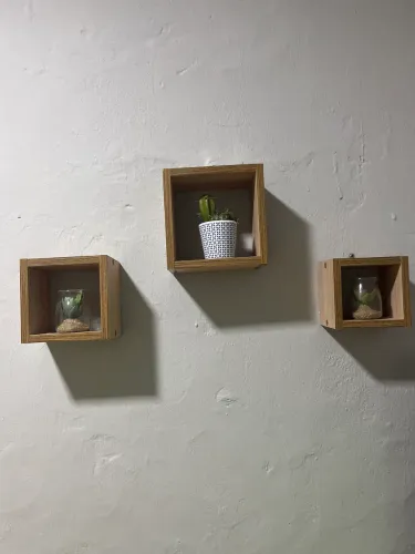 Nichos de decoração com jarros