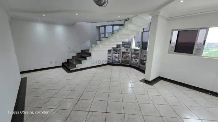 Cobertura no Edificio Ana Vitória - Santa Rosa