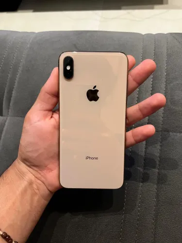 iPhone XS usado 