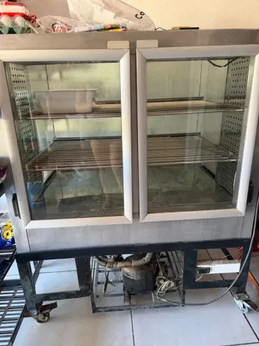 Freezer expositor