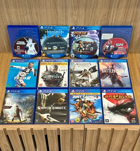 Jogos PS4 - The Witcher 3; God of War; Mortal Kombat