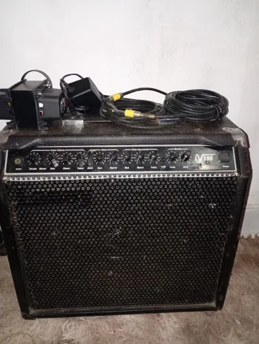 Amplificador Laney LV-100