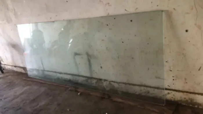 Tampo de Vidro Temperado 20mm (2,60m x 1,00m) - Alto Padrão para Mesa de Jantar