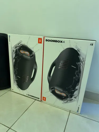 Boombox 4 lacrada