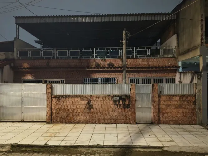 alugo casa no Monte libano