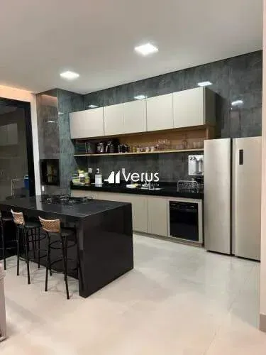 Casa à venda, 3 quartos, 1 suíte, 2 vagas, GRAND VILLE - Uberlândia/MG