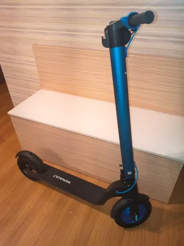 Patinete RENAULT (bateria)