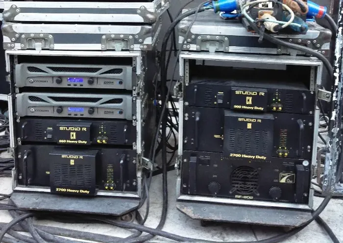 Amplificadores Studio R e Times One