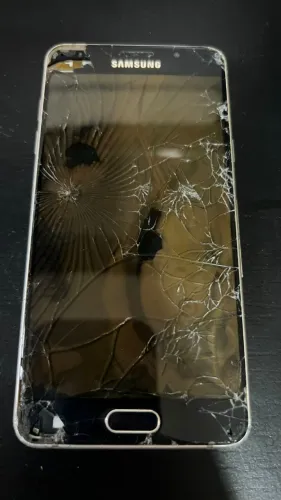 Celular Samsung Galaxy A5 (2016) para conserto ou retirada de peças