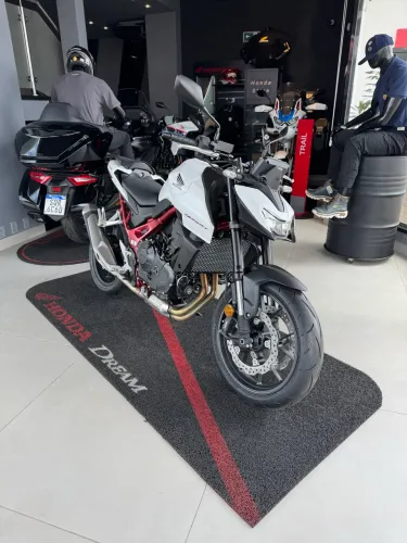 Moto Honda - Hornet 750
