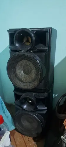 2 caixas de som lg (mini ou micro sistem)usadas ,em bom estado ,funcionando .