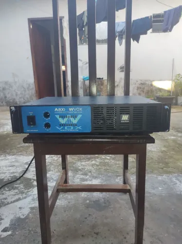 Amplificador Machine A800 R$700,00
