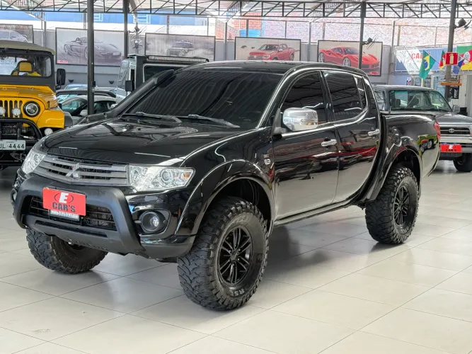 Mitsubishi L200 Triton HPE 3.2 CD TB Int.diesel AUT 2016