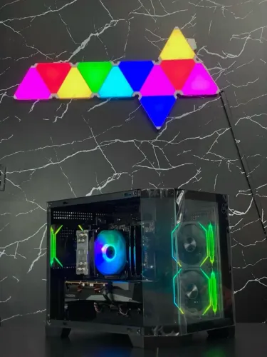 PC GAMER CORE I7 10700F/ 16GB RAM/ RX 7600 8GB