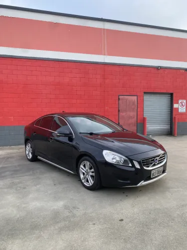 Volvo S60 T-5 2.0 240cv 4P 2011
