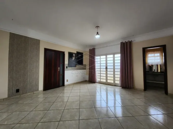 Apartamento Padrão em Jaú