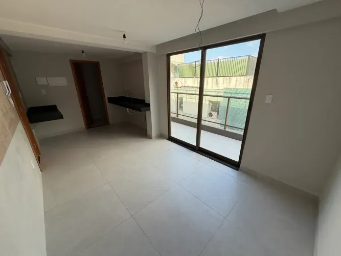 Flat com varandão a venda com 29m2 na beira-mar do Cabo Branco - R$ 525.000