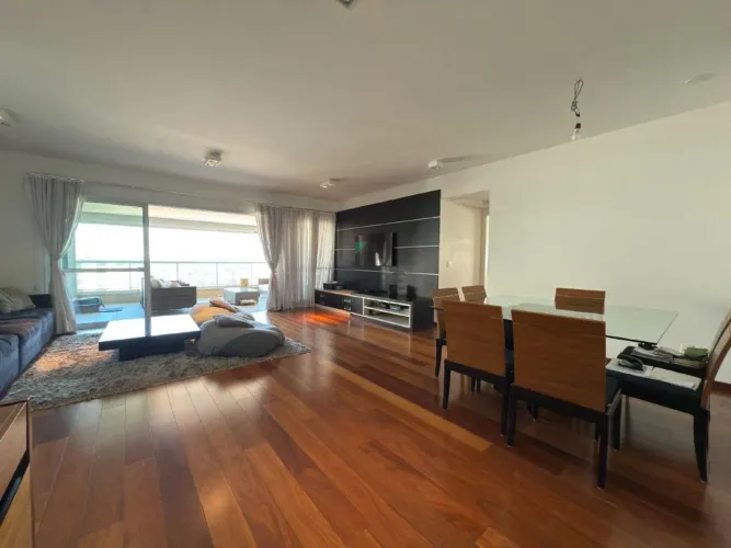 Apartamento para venda em Campo Belo com 3 quartos, sendo 3 suítes, 162m²