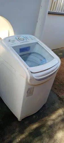 Máquina de lavar defeituosa