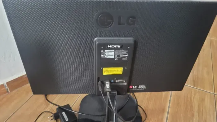 Monitor LG 23" IPS LED