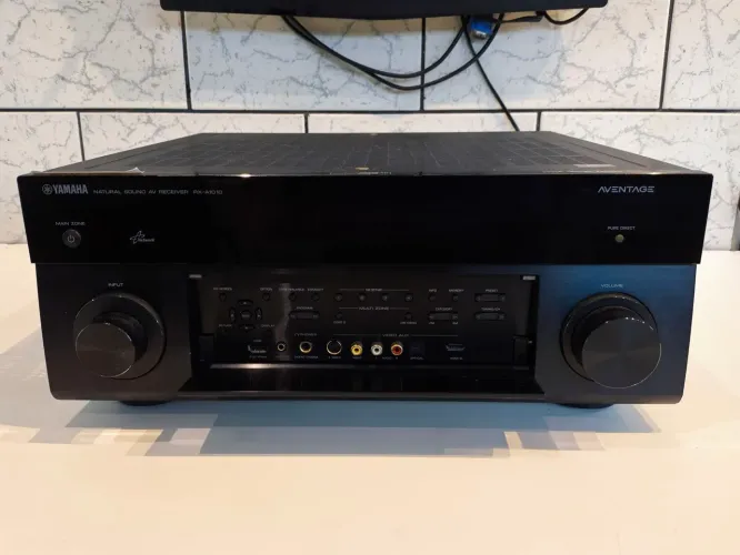 Receiver YAMAHA RX- A1010  LIGANDO PARA PECAS OU POSSÍVEL RESTAURO 