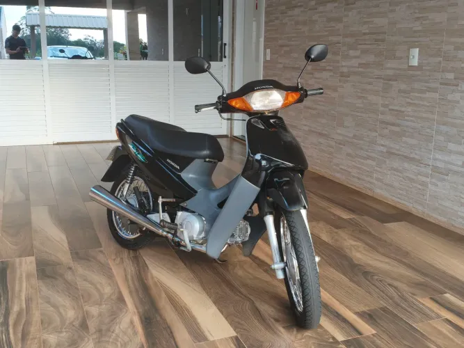 BIZ 100 ES 2003