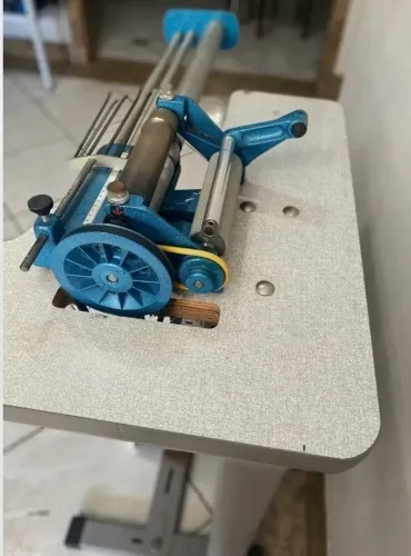 Maquina cortar viez