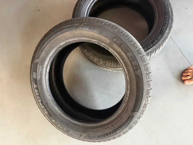 Pneu 205/55 R16