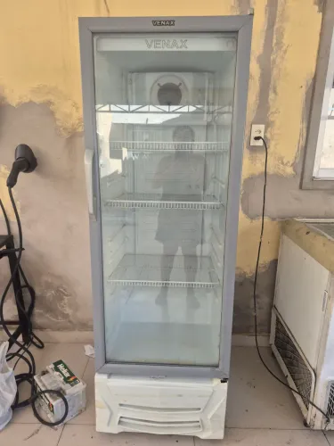 Refrigerador Venax vertical 330l
